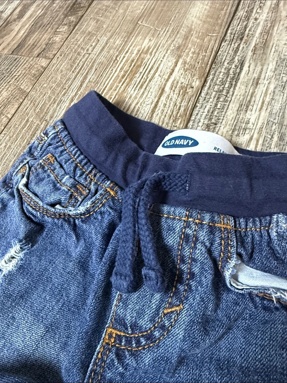 🌟Old Navy 🌟Blue Distressed Jogger-Style Denim Pants, 3T
